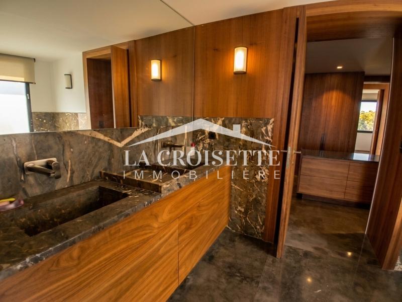 Villa meublée S+3 avec piscine à Carthage